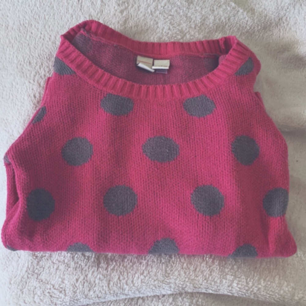 SO Knit Pink Sweater With Grey Polka Dots